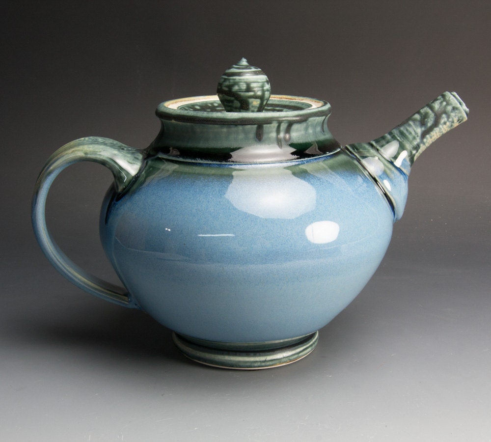 Handmade porcelain 8 cup teapot - 1009