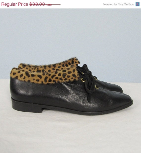 20% OFF SALE Vintage Black Leather Leopard Print Ankle Booties /// Size 7 Granny PIXIE Boots Pony Hair Cuffs Size 37 1/2 eur