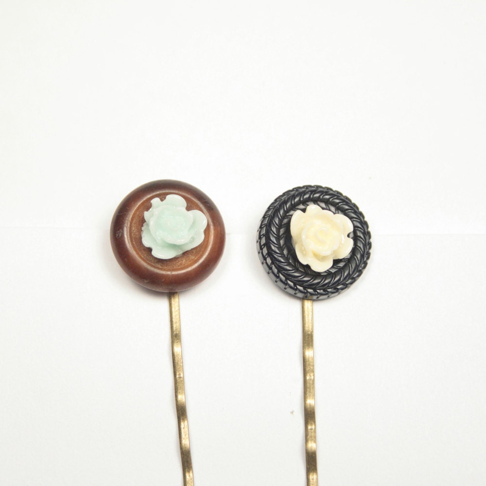 Vintage Button Garden Forest Walk Bobby Pin Pair