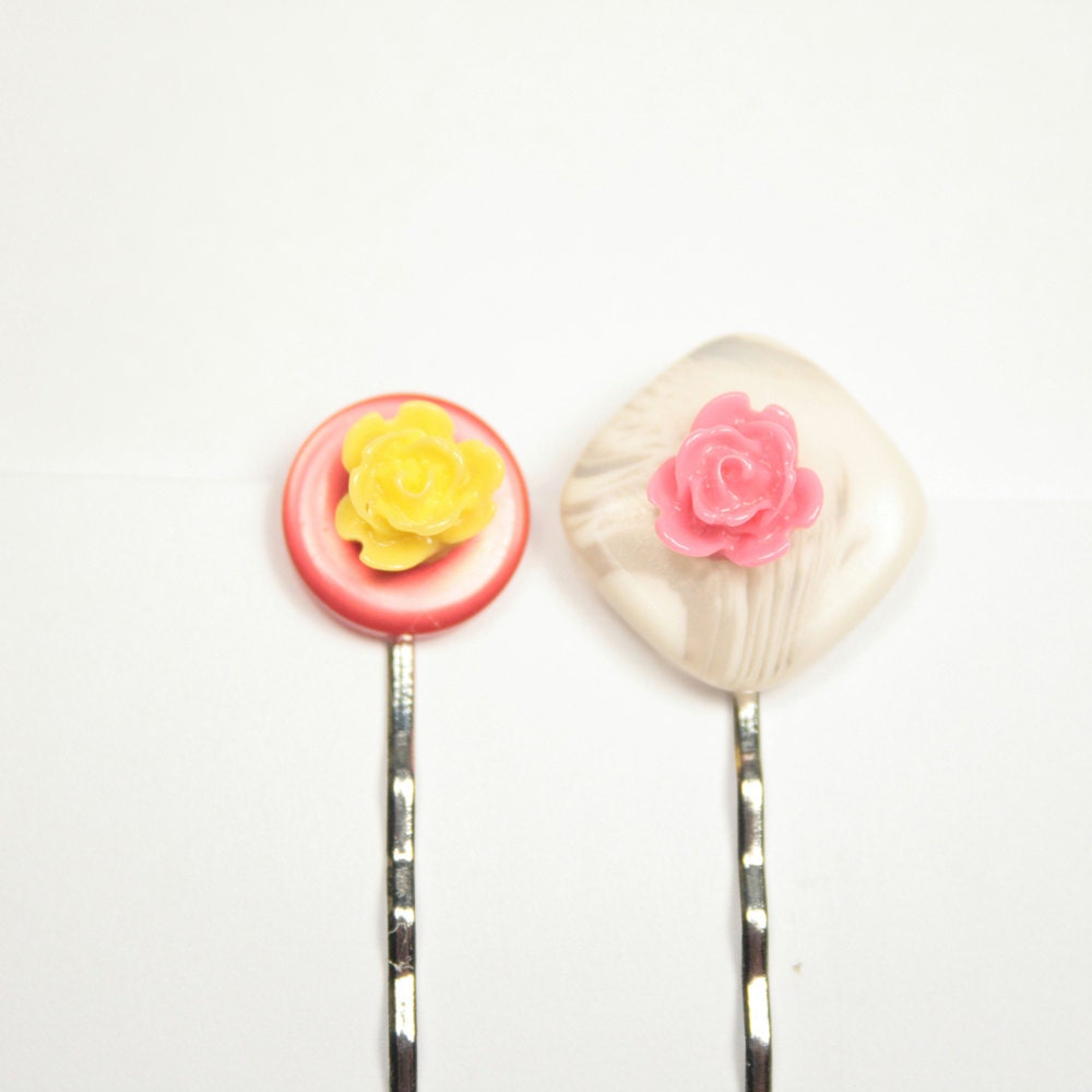 Vintage Button Garden Tea Party Time Bobby Pin Pair