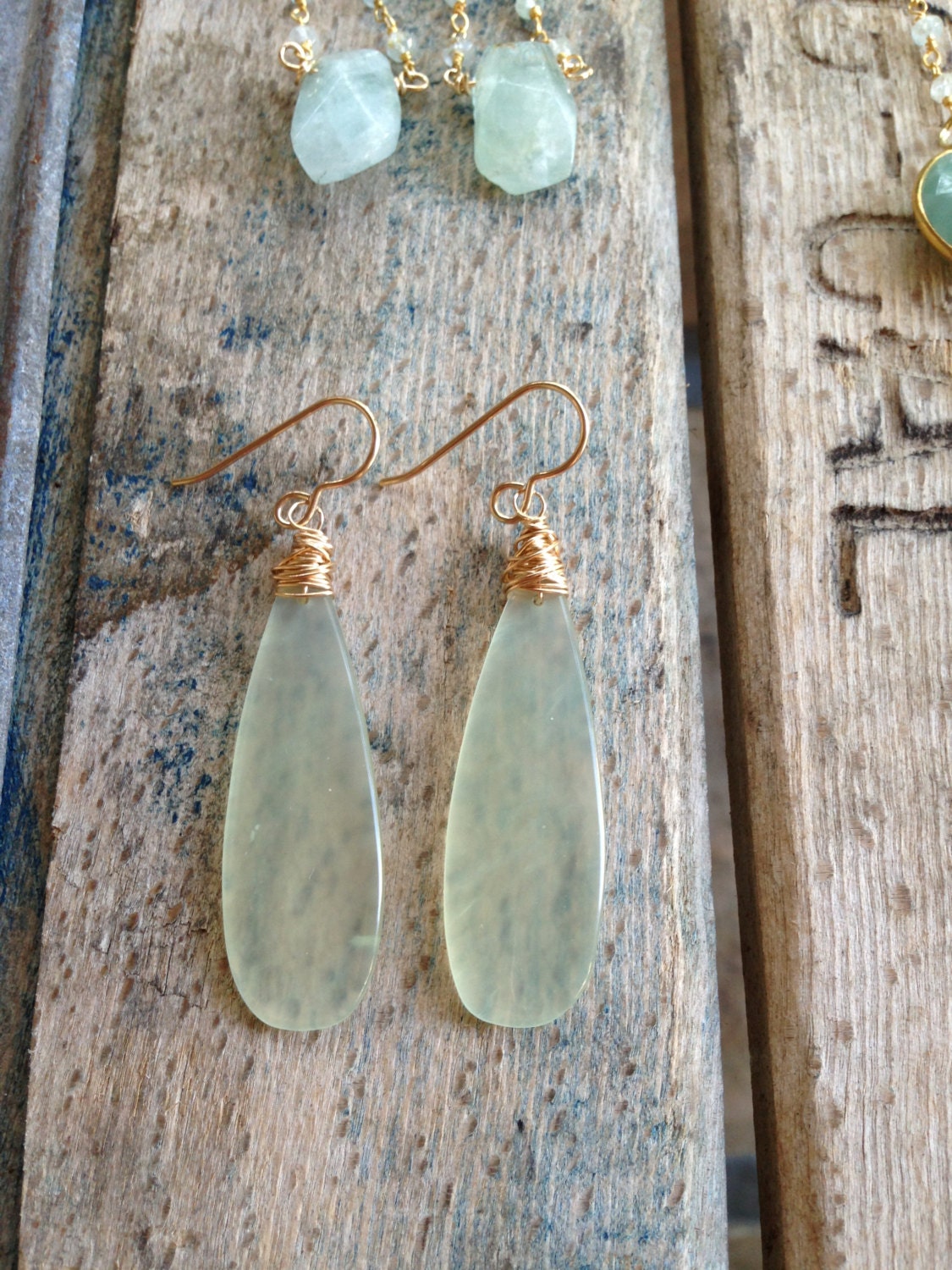 Pistachio Green Jade Stone Earring