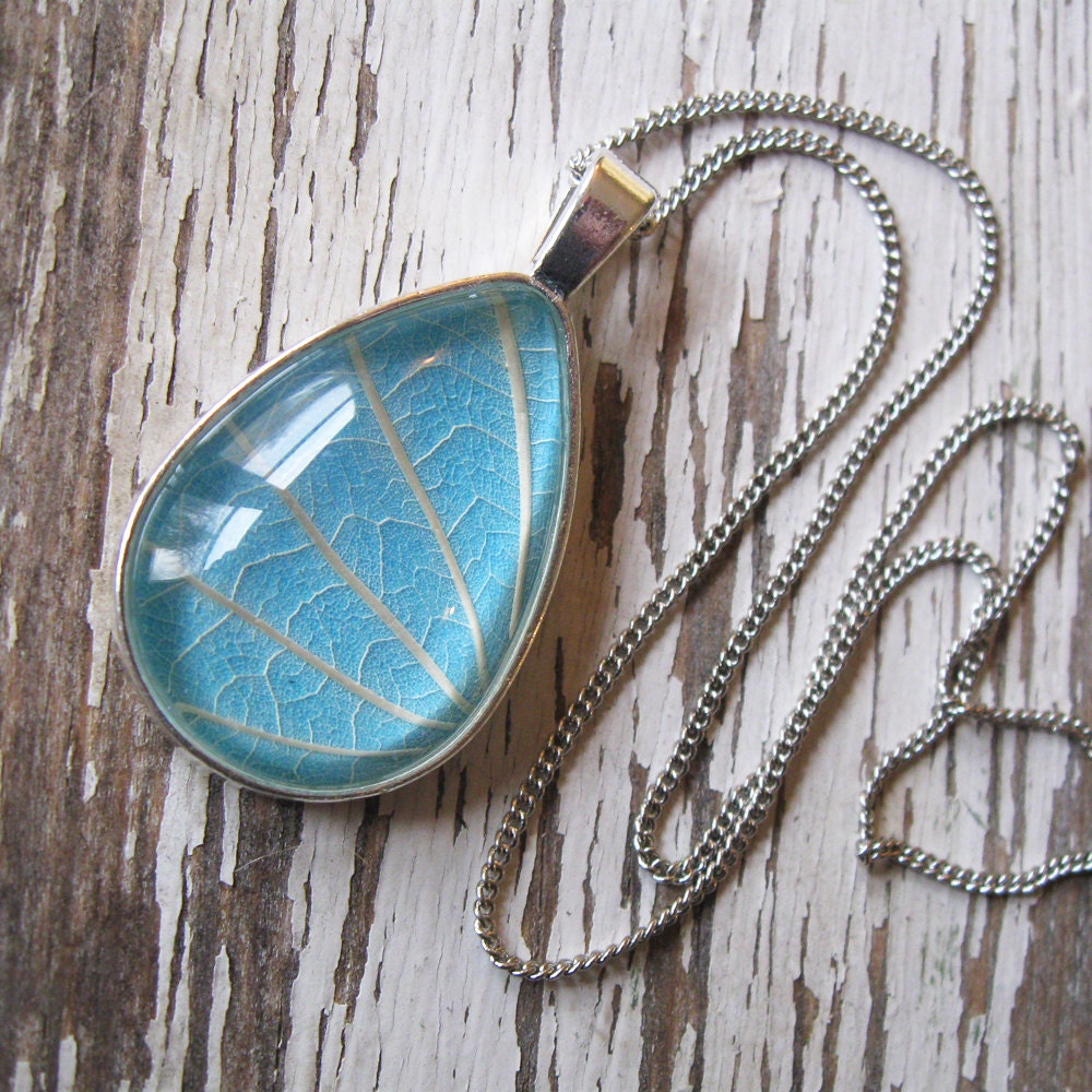 Let it Rain - Light Blue and Silver Botanical Teardrop Necklace