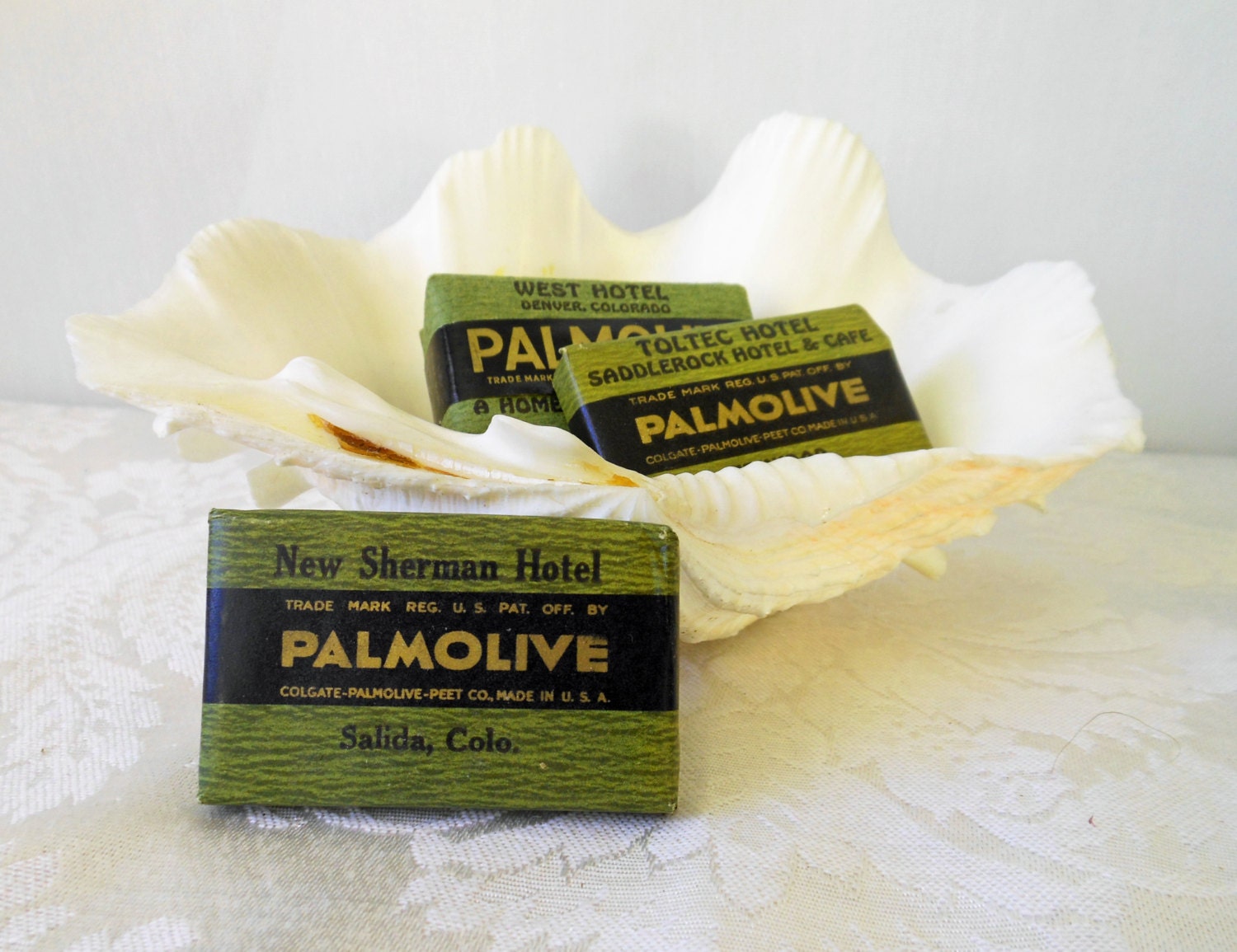 Vintage Soap Samples-Hotel Soaps-Vintage Palmolive-Olive and Black