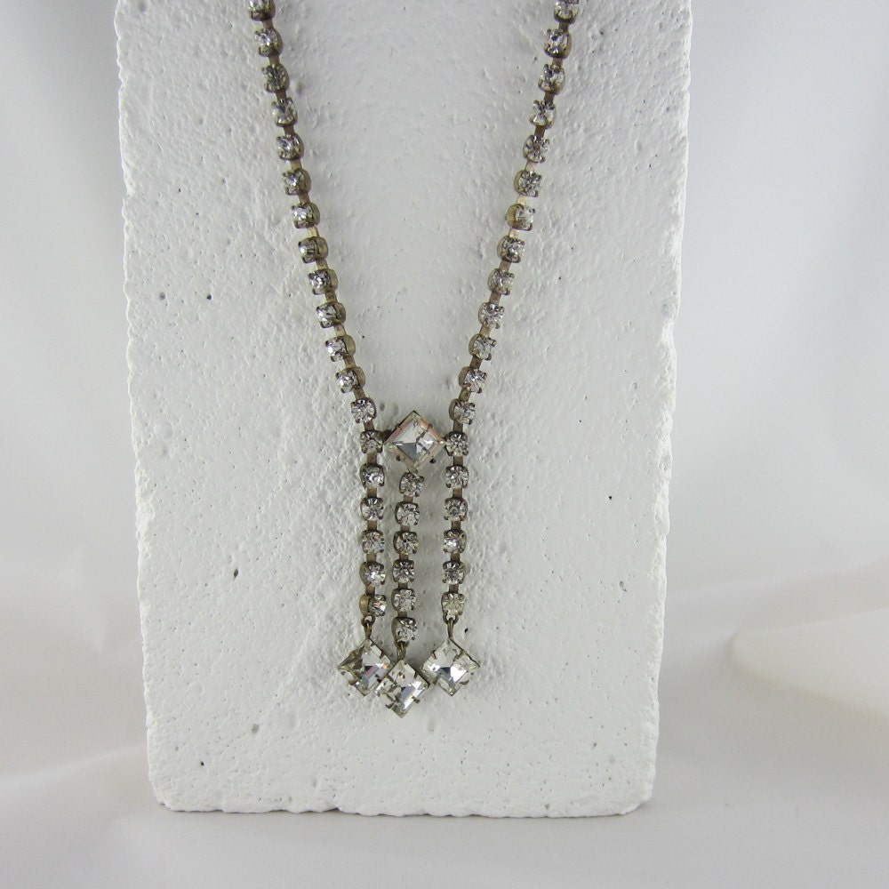 Fabulous Art Deco Necklace. Rhinestones and Glass, Circa 1930s.