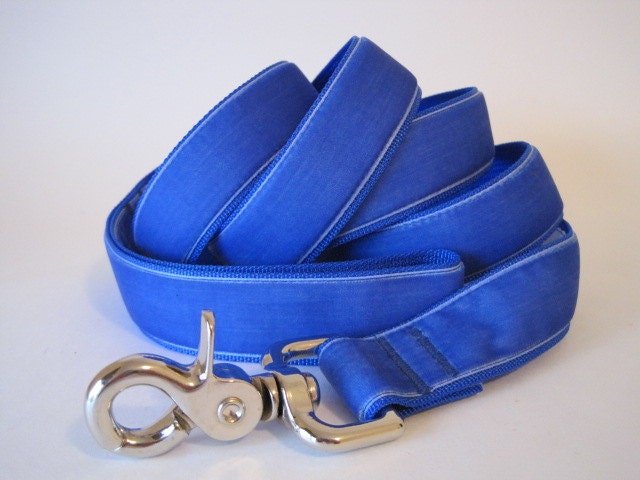 Blue Velvet Dog Leash Lead, Royal Blue Velvet Leash, 5 foot Dog Lead, Blue Velvet Leash, Velvet Leash Lead