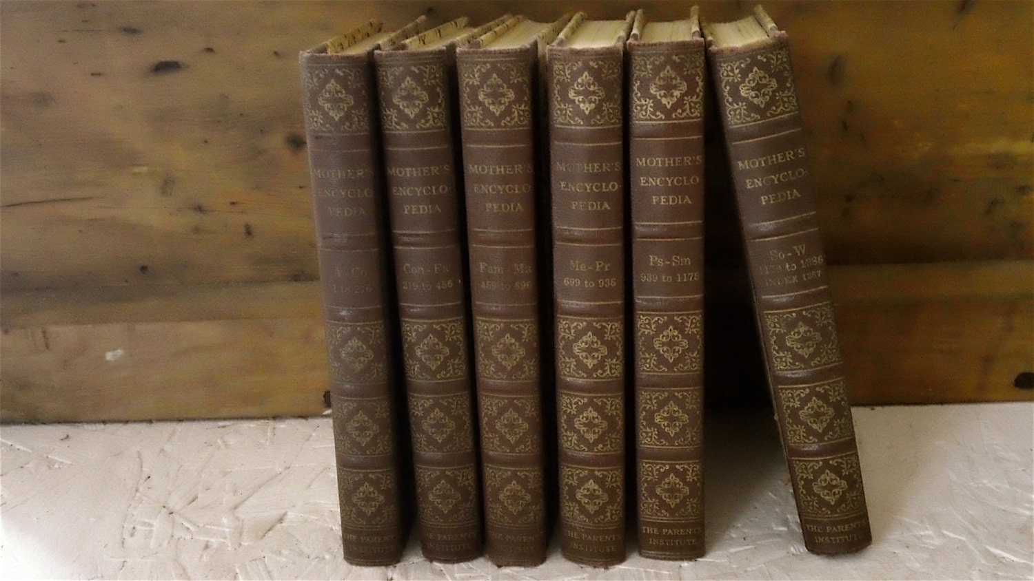 The Mother's Encyclopedia - 1951, 6 volumes A-Z