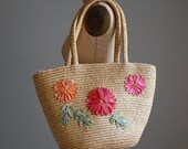25 % OFF SALE 1980s FLOWERS natural woven straw beach tote