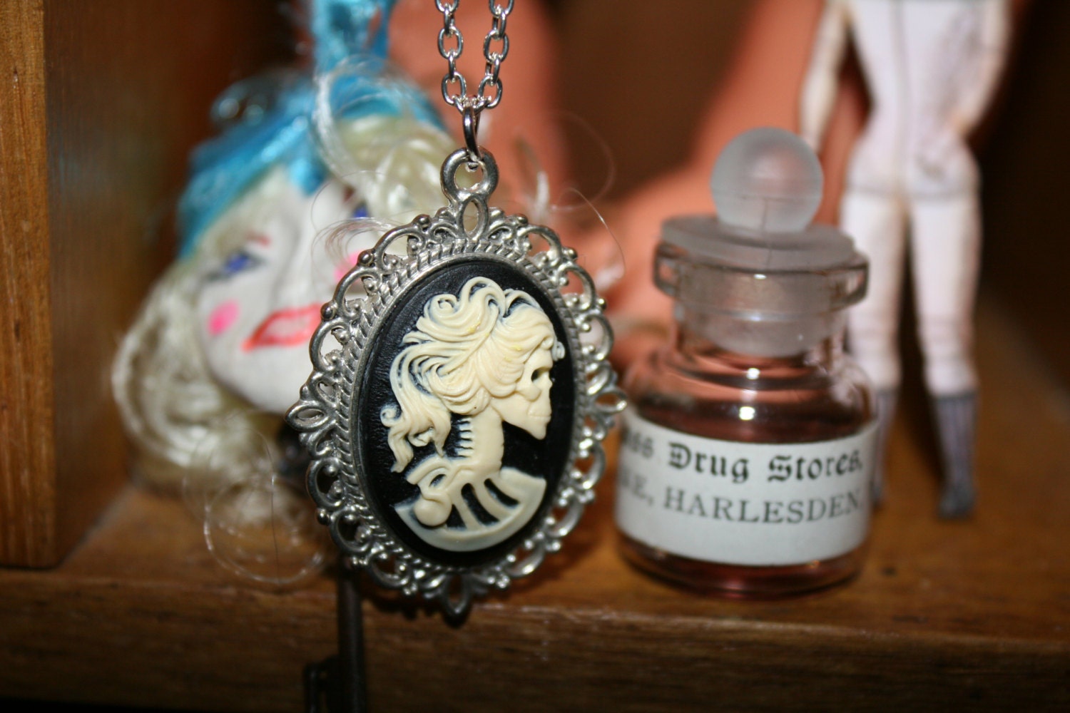 Small Lady Catrina Calevaras Cameo Silver Plated Necklace