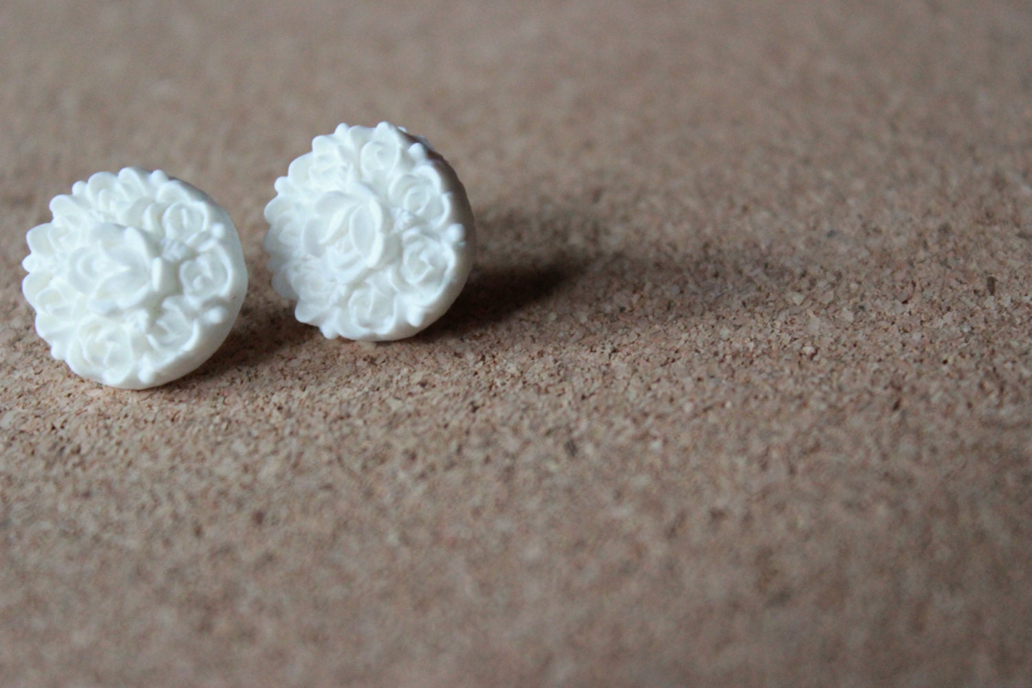Matte White Resin Cabochon Flower Stud Earrings