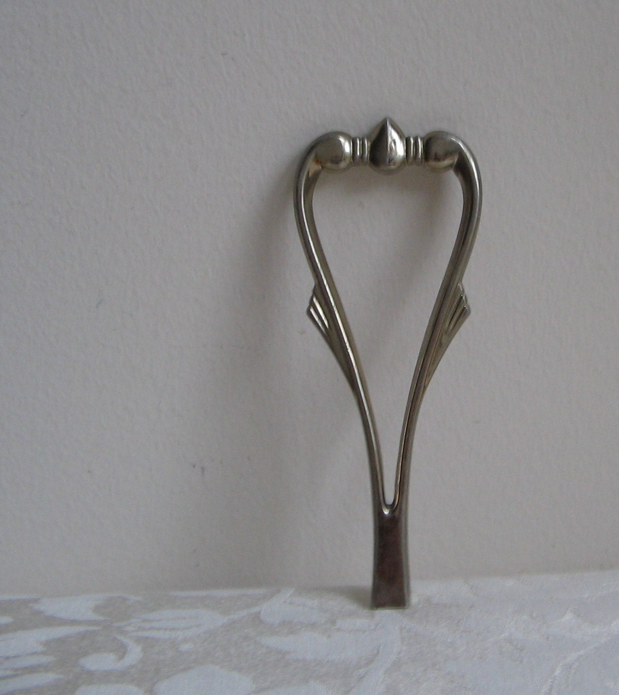 Vintage Art Deco Chrome Tidbit Serving Tray Handle or Finial, Salvage Silver Metal Heart Shaped, Steampunk Assemblage Supplies