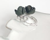 Leather earrings in dark grey-green