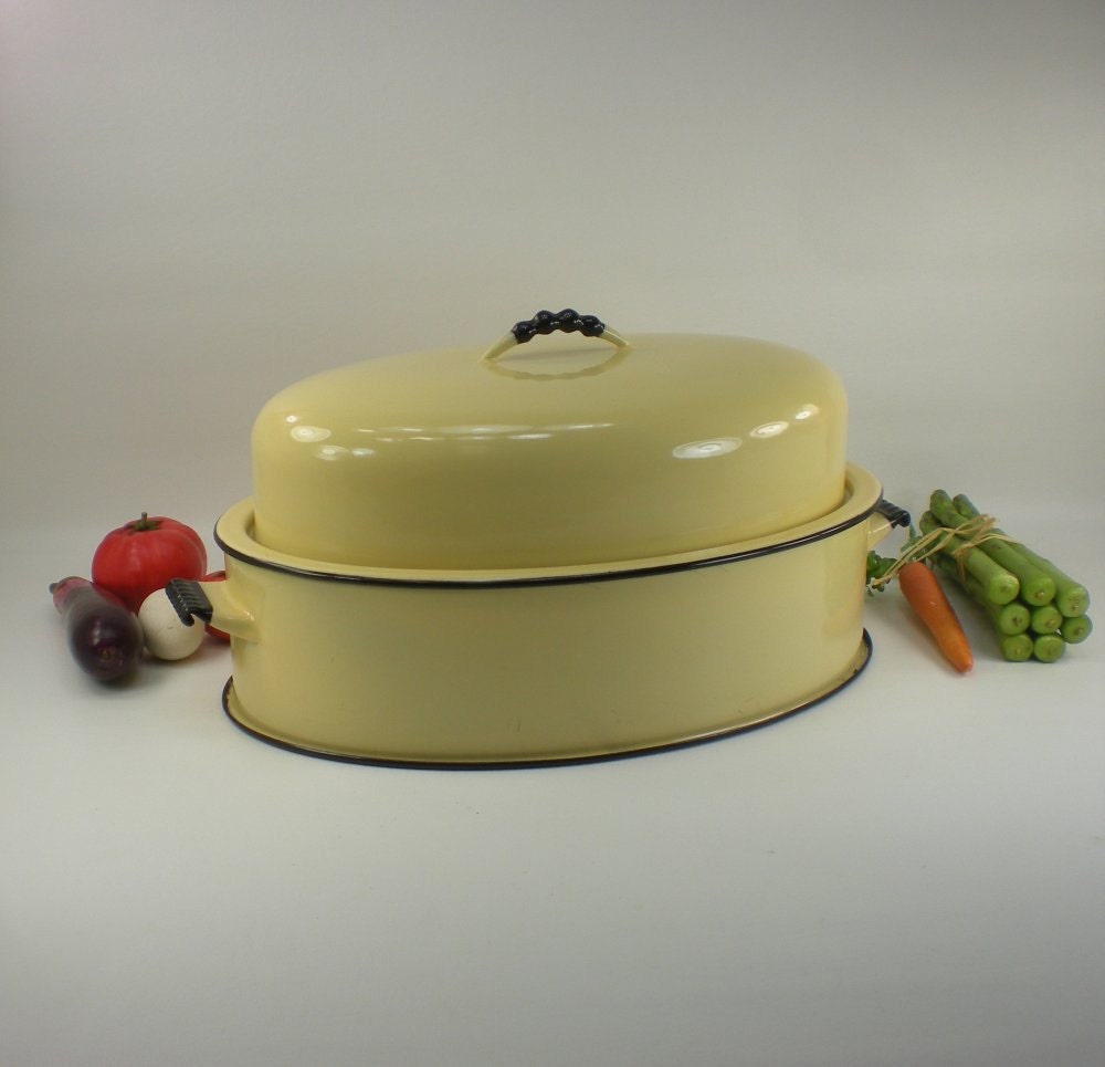 1920-30s Enamelware Large Roaster Pot - Creme Yellow Black White - Enamel Steel