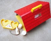 Pound Puppies Pups Pad Plastic Dog House and Accessories