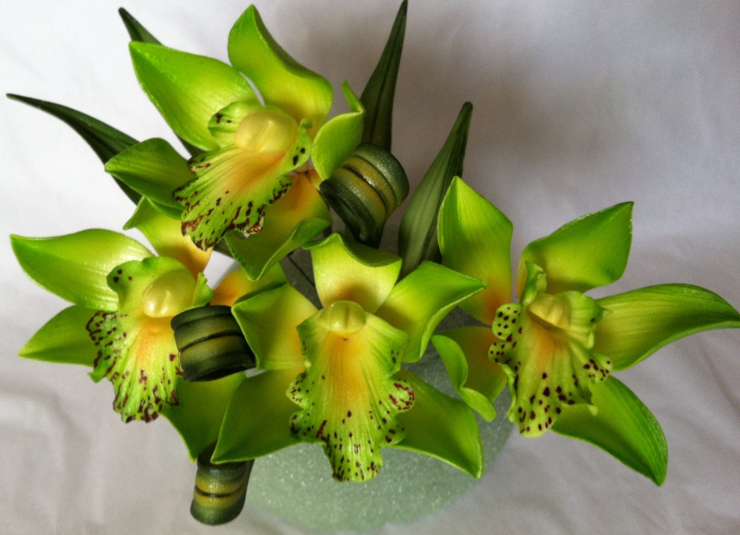 Gumpaste Cymbidium Orchid Cake Decoration