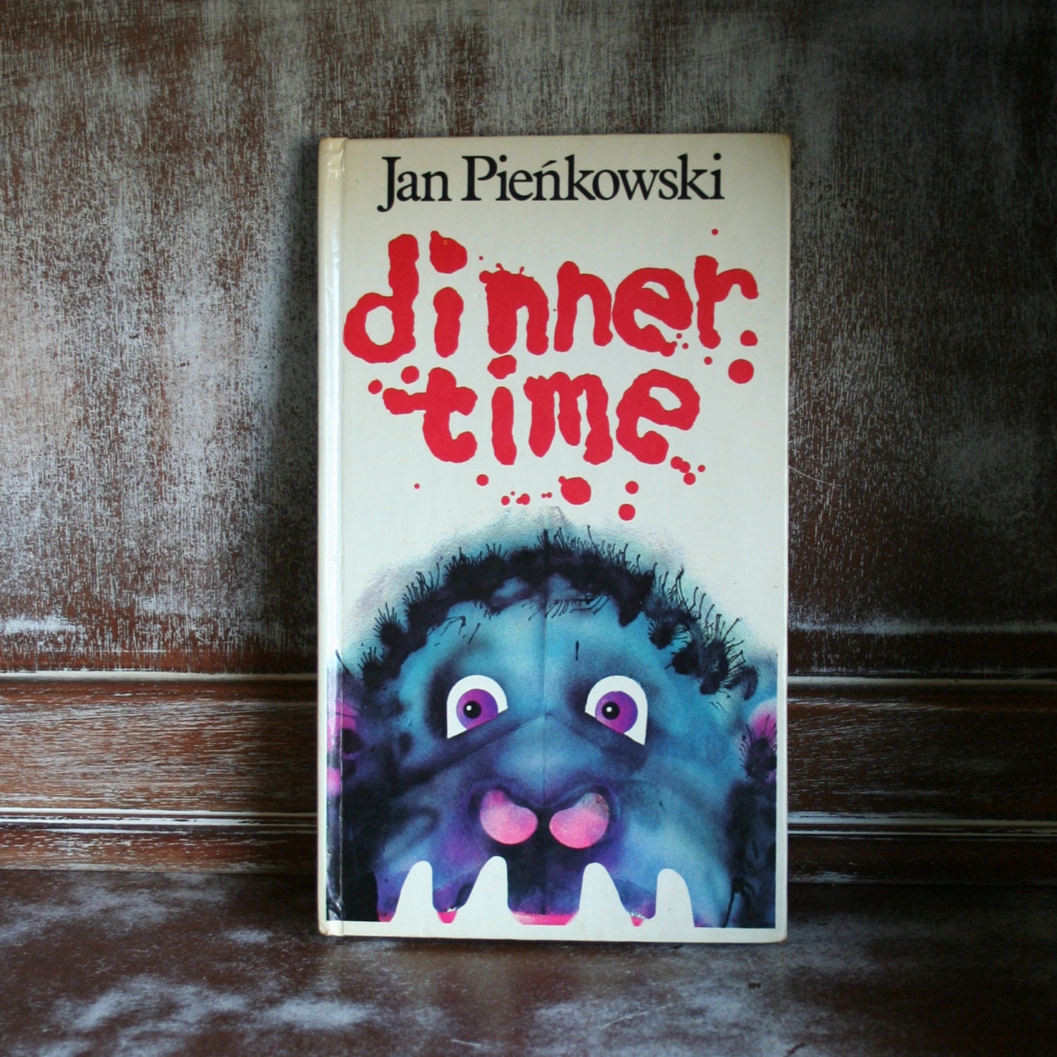 Dinnertime by Jan Pienkowski