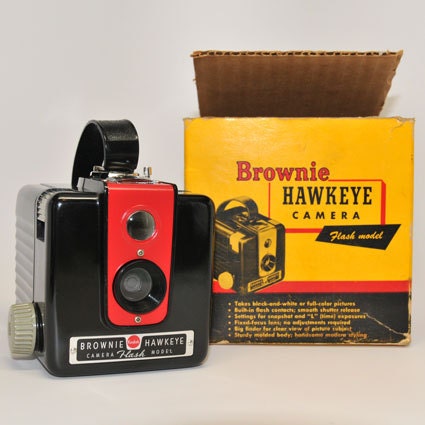 RED Kodak Brownie HAWKEYE Flash Camera WORKING