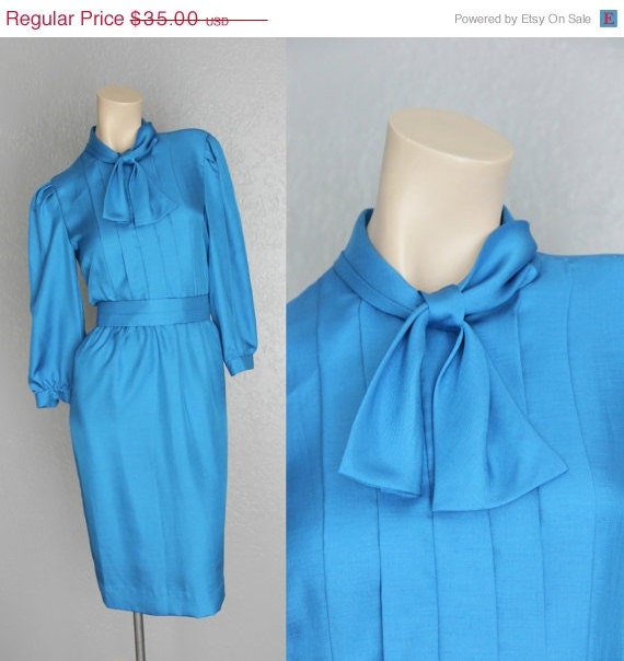 30% OFF. 1980's. royal blue. ascot bow. secretary dress. vintage dress. Sz l/xl.