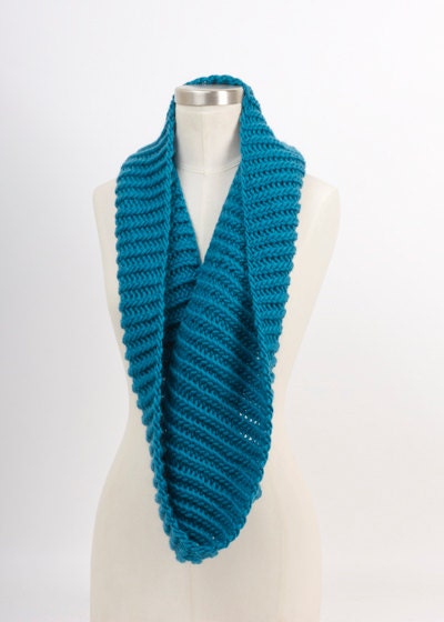LEAH Hand Knit Soft Wool Infinity Scarf