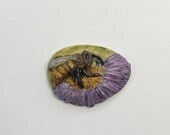 Handmade bee and flower Porcelain Cabochon