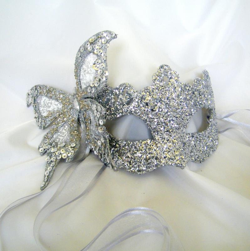 Luxury Silver Butterfly Venetian Masquerade Mask  Masked Ball Party Prom Mask - FREE WORLDWIDE SHIPPING