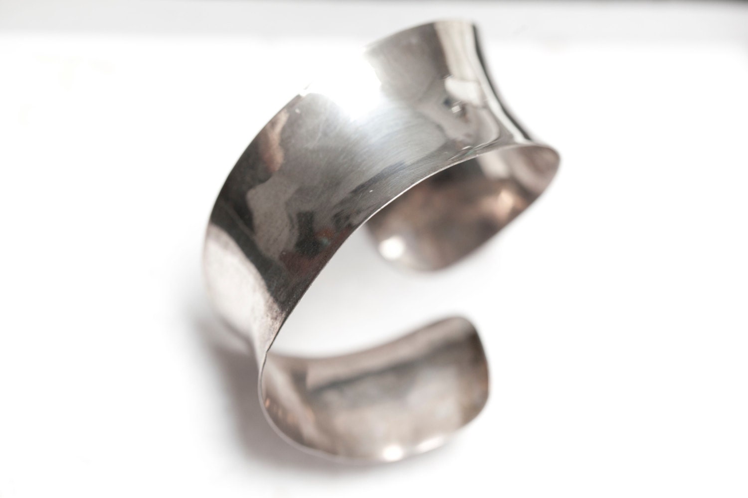 Stunning Sterling Silver Bangle