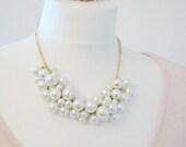 SALE 2 broke girls inspired Pearl Necklace Caroline Inspired White Pearls Gold Necklace Bridesmaid Necklace Bridesmaid Jewelry Bridesmaid g