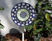 Dish Art Garden Stake BLUE PLAID