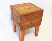 King William IV Whisky Shipping Crate Table Antique Wooden Liquor Storage Box Upcycled and Renewed Side Table