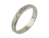 Mens Wood Grain Matte Wedding Band in 14k White Gold