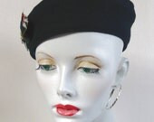 navy wool mix vintage style beret with feather trim