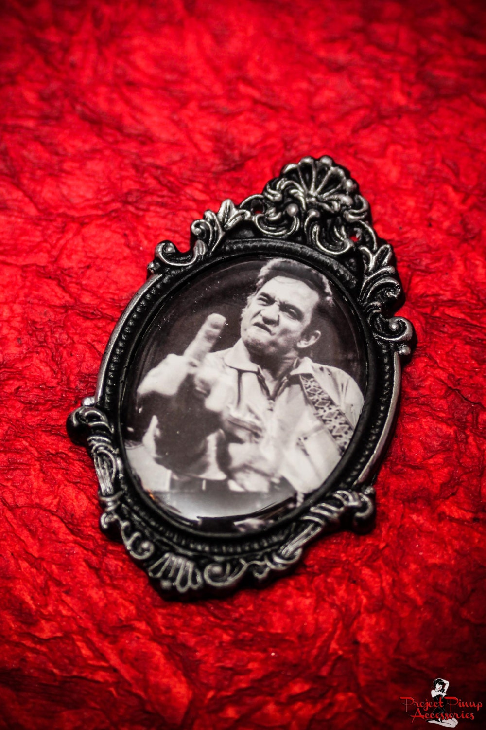 Man in Black Johnny Cash Cameo Brooch Pin