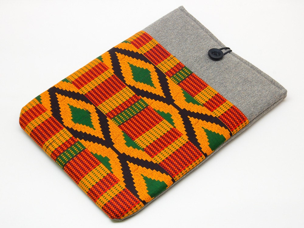 13 inch Macbook Pro case. Linen Macbook 13 sleeve with African print kente-style pocket. Custom bag, pouch and other cover orders available