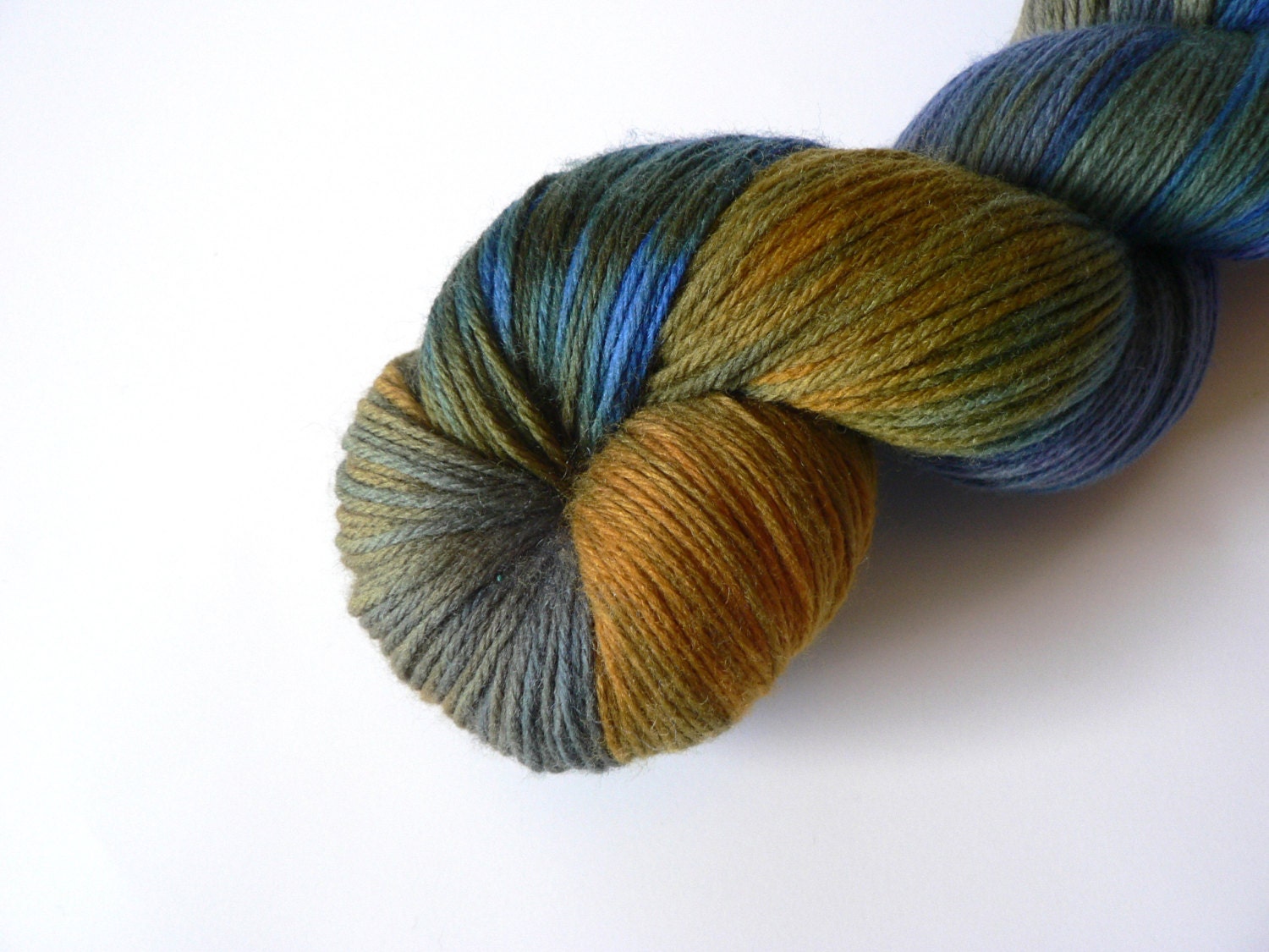 Handpainted Fingering Weight Superwash Merino Nylon Sock Yarn- Goldfish Tank 462 yards
