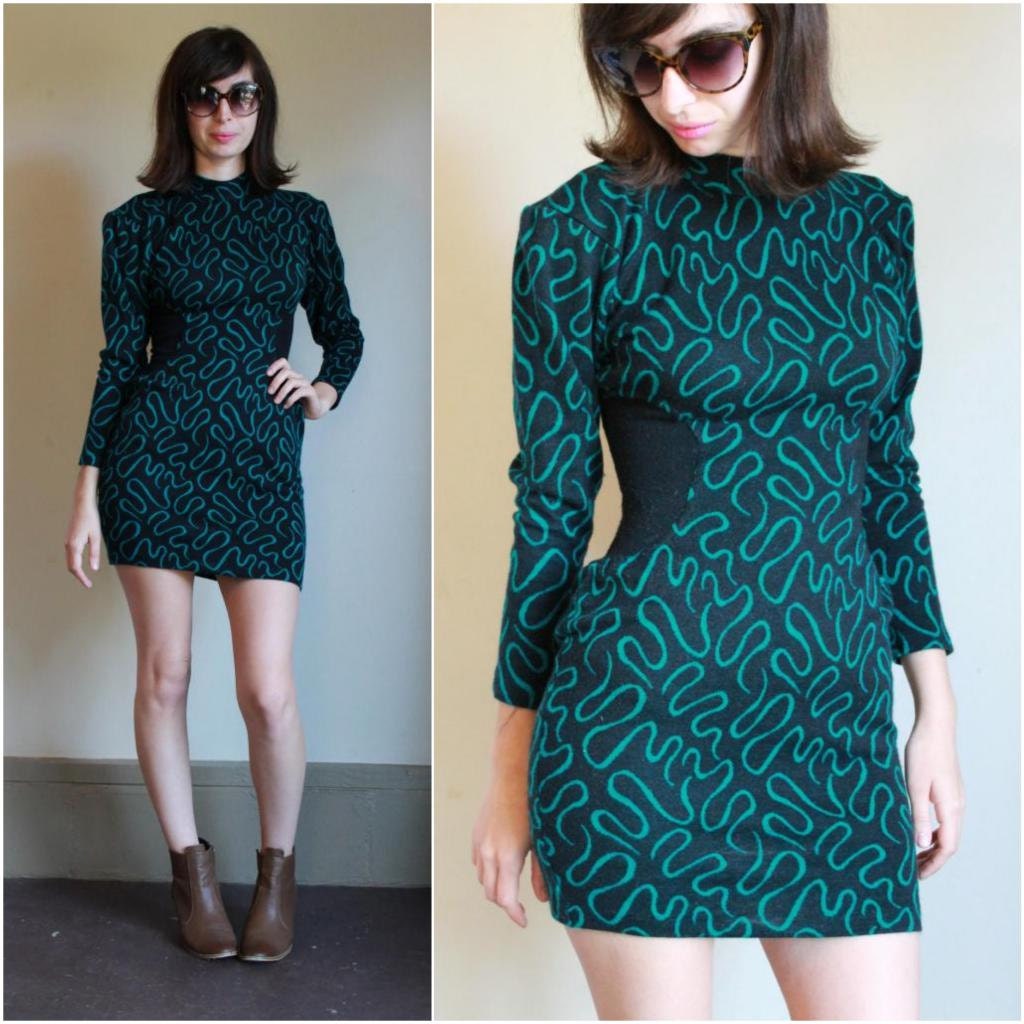 Vintage 80s Mini Body Con Dress  /  Jade Green Black Swirl Fitted Turtle Neck Dress With Key Hole Back  /  Small S