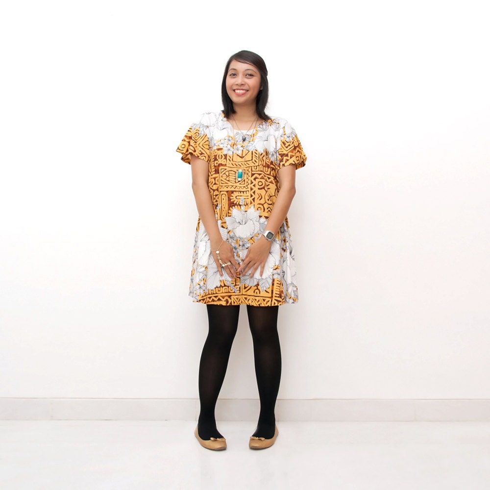 Vintage 80s Trapeze Dress, Yellow, Brown Tiki Hawaiian Print, Tropical Print, Medium