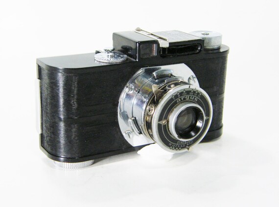 Vintage Argus Cameras 98