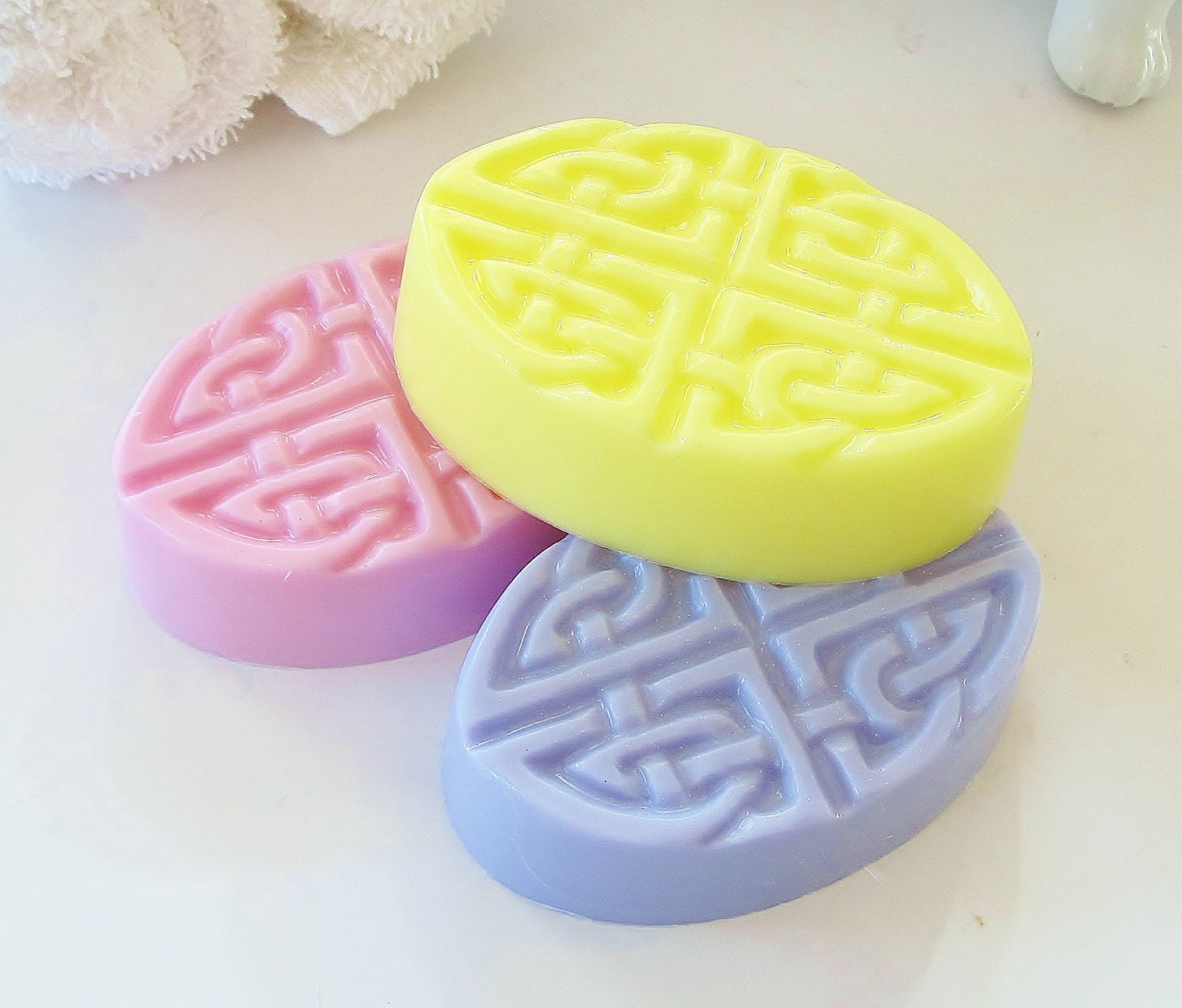 Celtic Knot Oval Gift Soap - Choose Your Color, Serenity Scent, natural, decorative, handmade, glycerin, vegan, guest