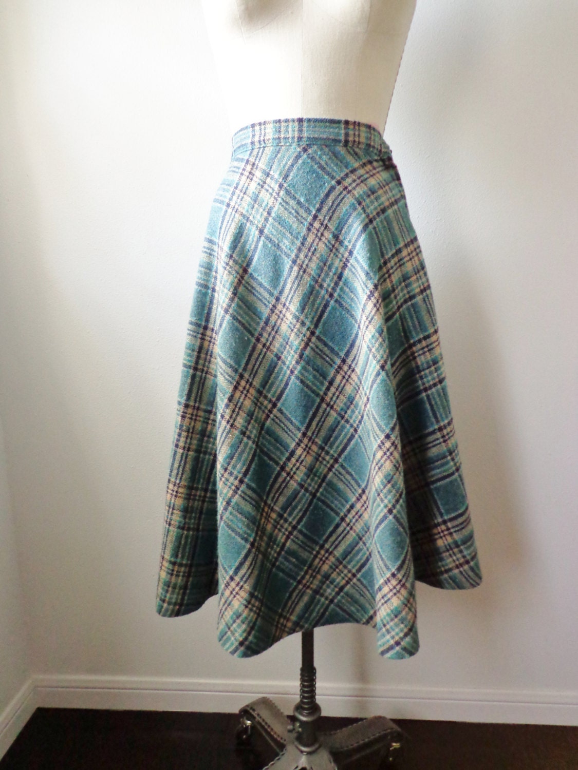 Vintage Circle Skirt 1970's Wool Blend Blue Plaid Size Small