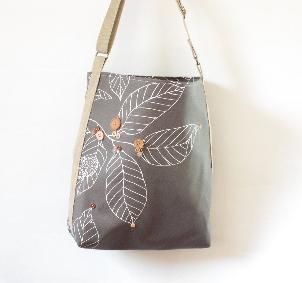 Button flowers on leaves / Shoulder bag / Hobobag / Diaper bag / Cross bag / with side strap, Design by BagyBags