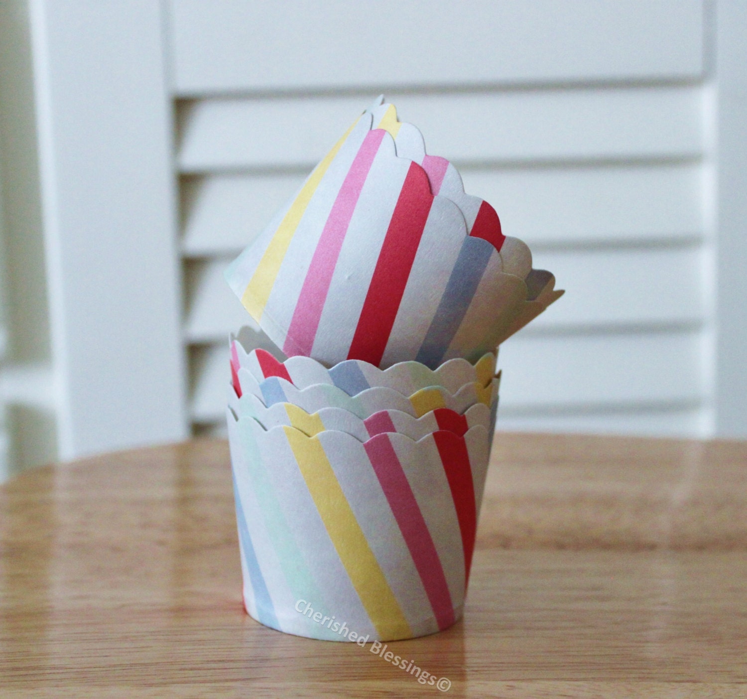 Cupcake Cups Liners Baking Cups Kids Birthday Party Baby Shower Wedding Carnival Rainbow Stripe HeartsCandy Nut Paper Goods Dips Set of 20