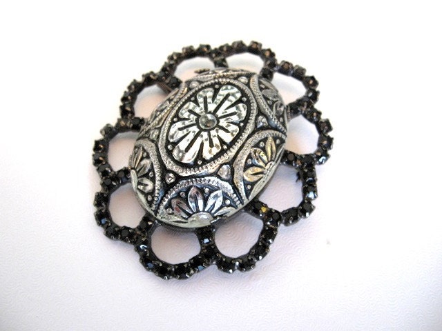 Vintage Molded Glass Cabochon and Jet Black Rhinestone Brooch
