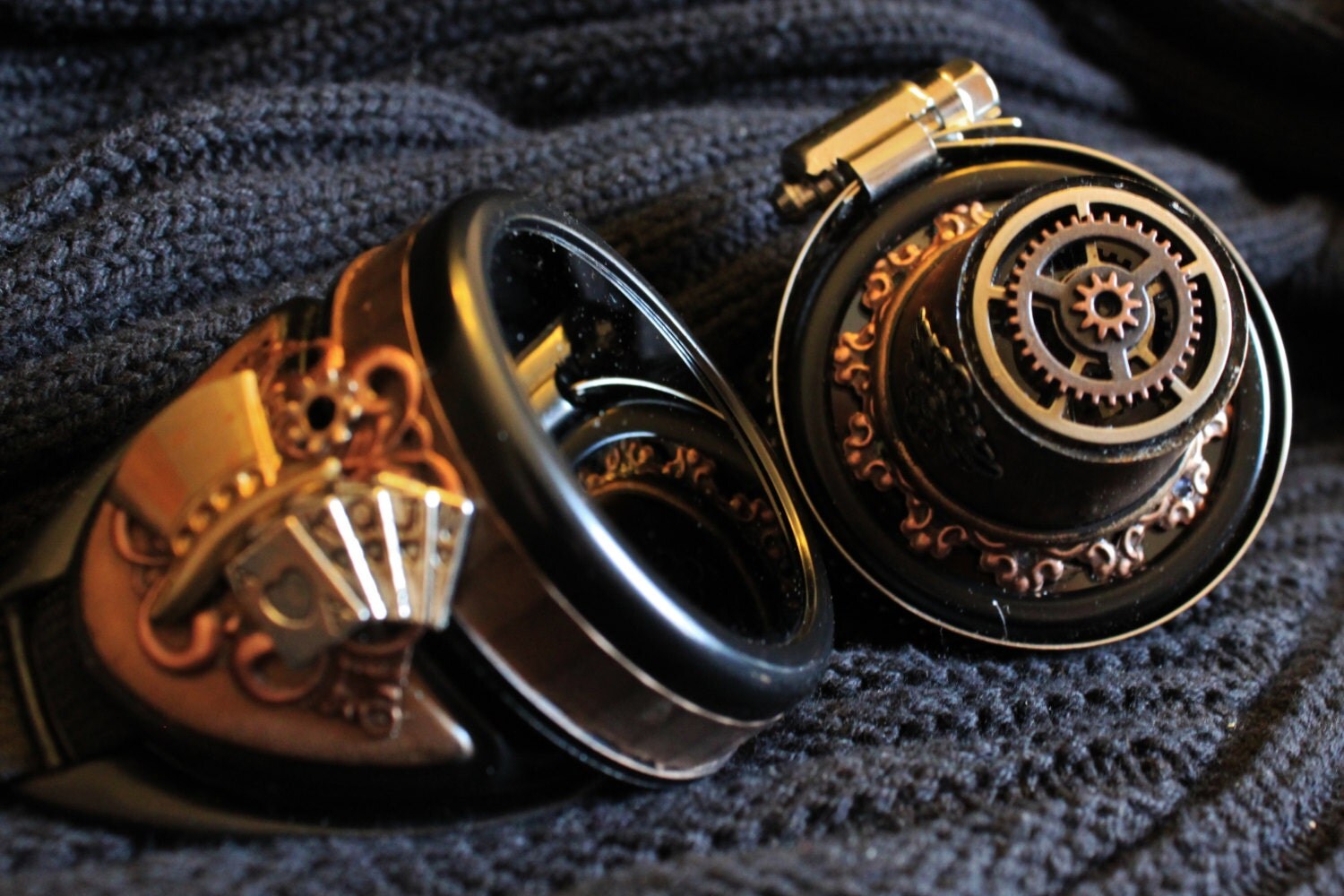 Steampunk Goggles with Magnifying Telescopic Lens - Goggles are made