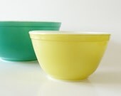 Mid-Century Mod Pyrex Citrus Lime Green Neon Yellow Small Mixing Bowl