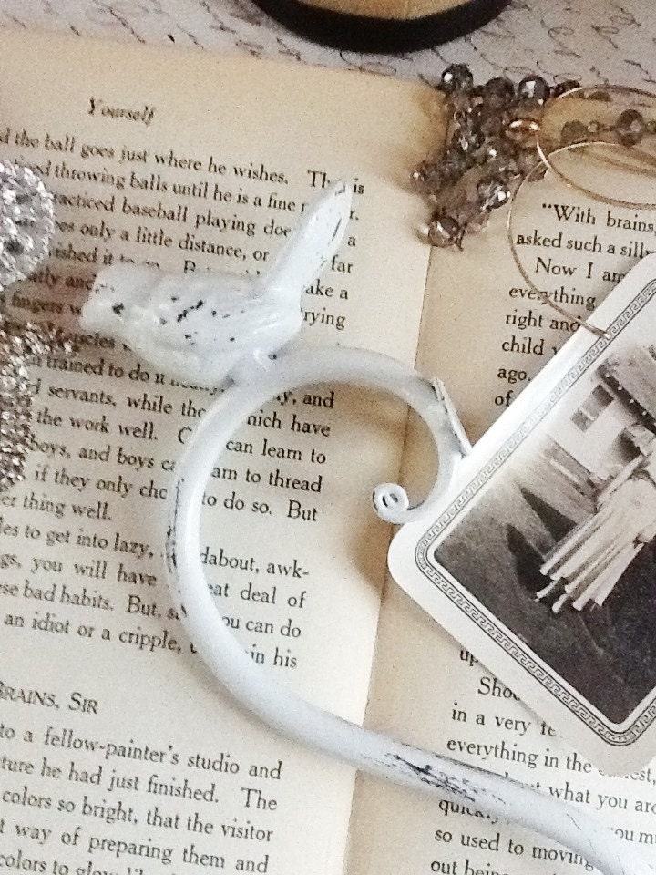 Wall Hook Bracket - Rustic Bird-Vintage Inspired- White Metal-Bathroom Fixture-Spring Home Decor--Hallway