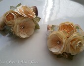 Handmade Paper Flowers - Corsage - Ivory - Weddings - Bridal Shower - Baby Shower - Boutonniere - Made To Order Il_170x135