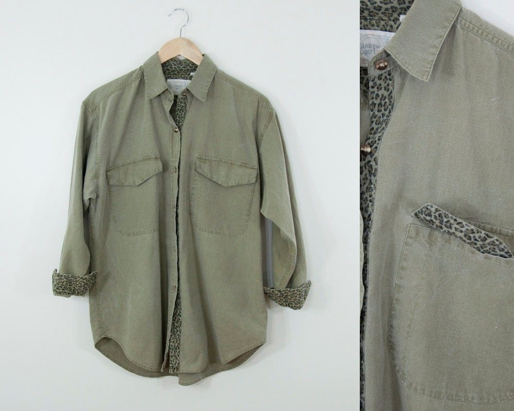 80s Vintage Faded Olive Animal Print Button Down Shirt (S, M)