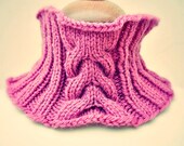 Cabled Knit Cowl Pink