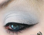 Pale Blue Eye Shadow - Blue Gold Duochrome - Loose Mineral Pigment Eyeshadow - Scaredy Cat - ROBIN THE CRADLE
