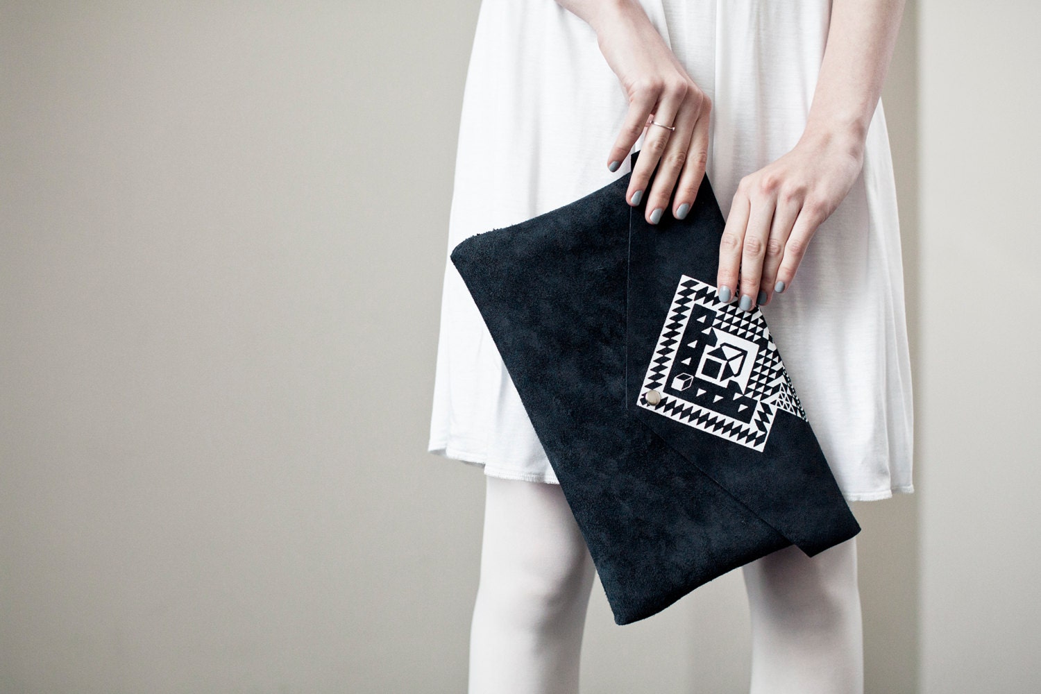 Envelope Bag Geometrical Illusion Leather Suede Dark with White No. EB-1011