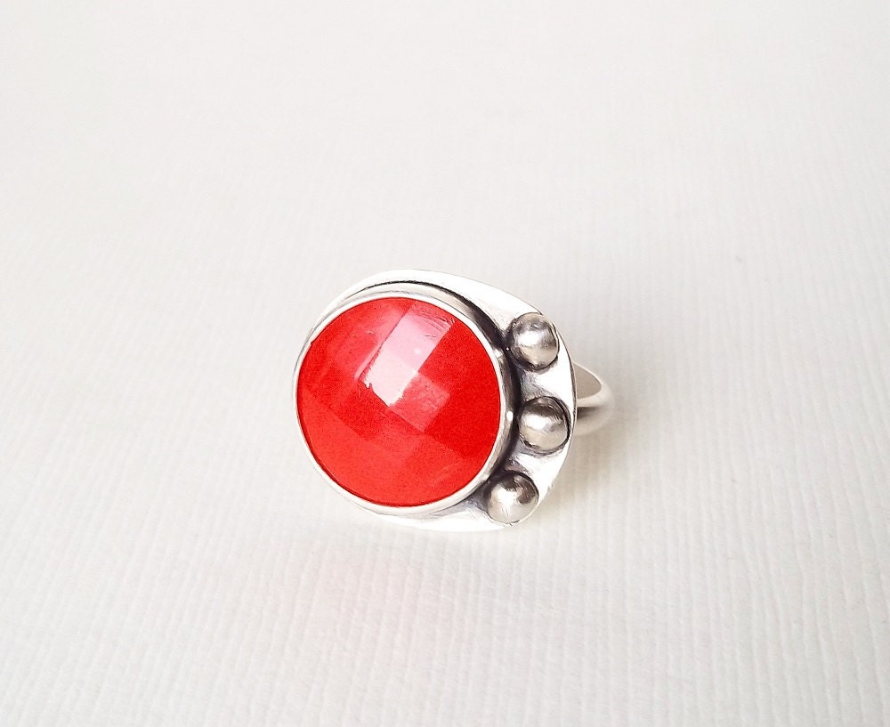 Tomato Red Ring. Vintage Faceted Glass in Sterling Silver Ring. Recycled Jewelry